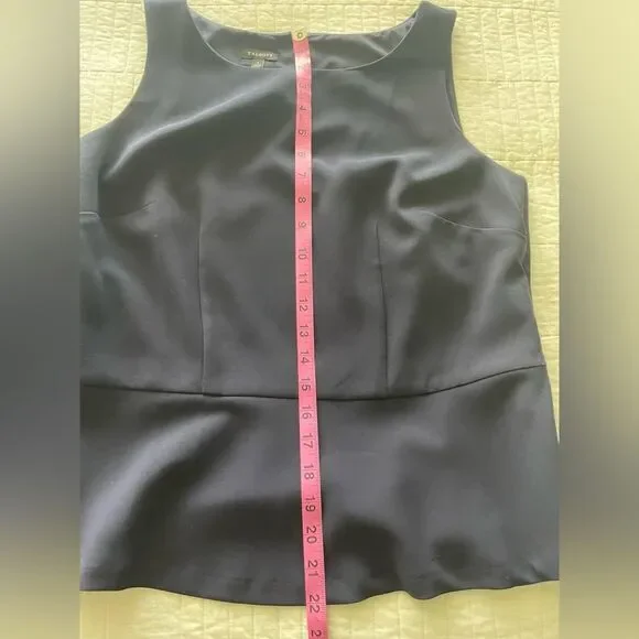 🔵 Talbots Navy Sleeveless Peplum Top – Rounded Neck – Size 6 - Picture 7 of 10